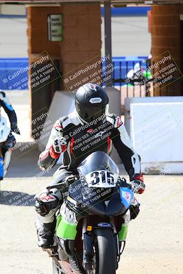 media/Mar-19-2022-Fastrack Riders (Sat) [[4e7522d738]]/Around the Pits/